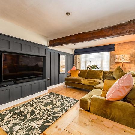 Stylish Central 6 Bedroom Converted Granary Стамфорд Екстер'єр фото