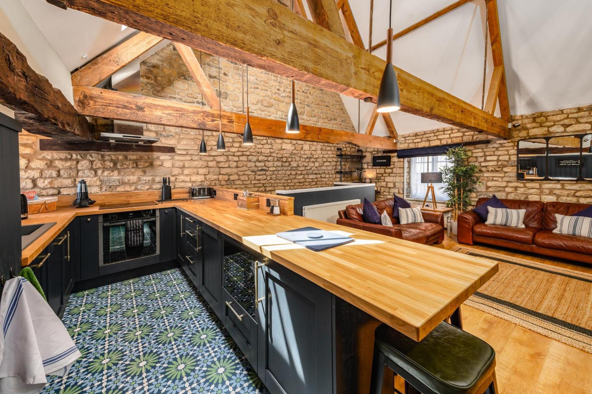 Stylish Central 6 Bedroom Converted Granary Стамфорд Екстер'єр фото